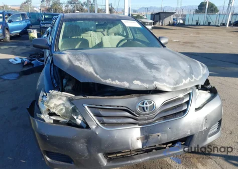 2010 Toyota Camry Le from USA, damaged, VIN 4T1BF3EKXAU006560